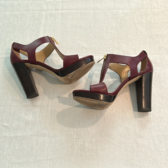 Michael Kors Women’s Leather Heels Wine Red Color Size 7.5 Like new condition - Picture 4 of 15